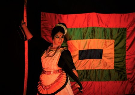 Mythili Anoop as Lalitha