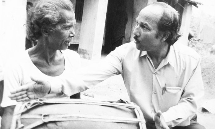 Kashinath Barik with local drummer (1995)
