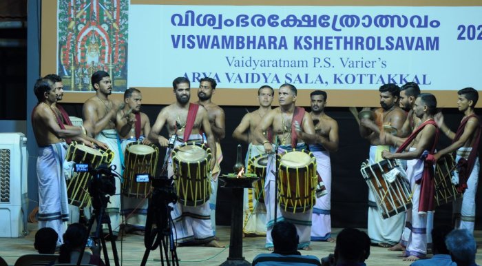 Thayambaka, a solo recital on the chenda