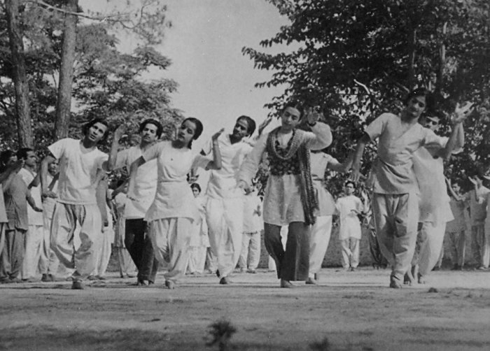 Technique and Improvisation class at Almora