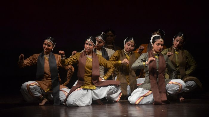 Sarvatra Nritya - Hasta abhinaya