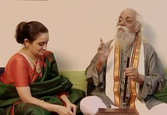 Dr. Sandhya Purecha with Acharya Parvatikumar