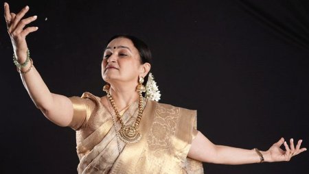 Dr. Sandhya Purecha