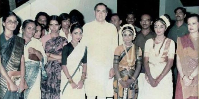 Guru Girija Chandran With Rajiv Gandhi