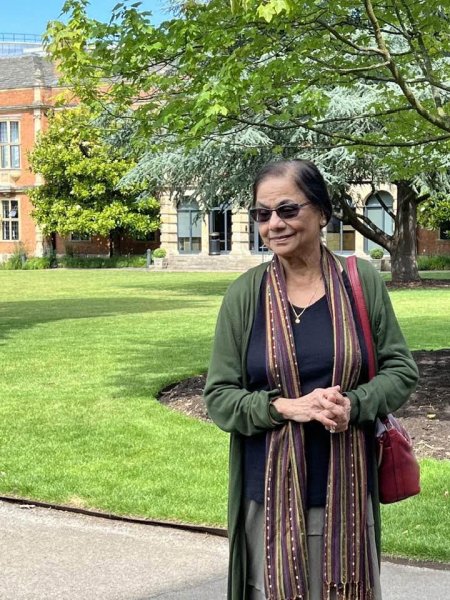 Dr. Mandakranta Bose