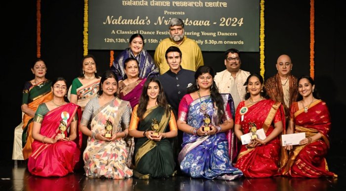 Nalanda Nartana Puraskar awardees