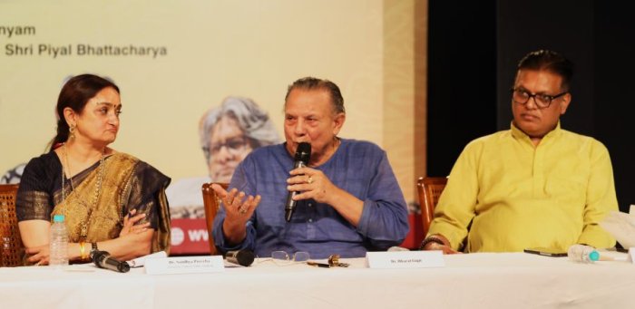 Dr. Sandhya Purecha, Dr. Bharat Gupt, Raju Das