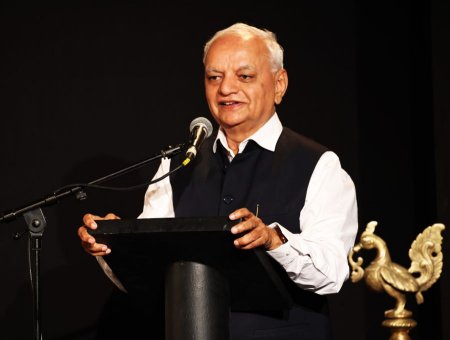 Dr Bhagyesh Jha