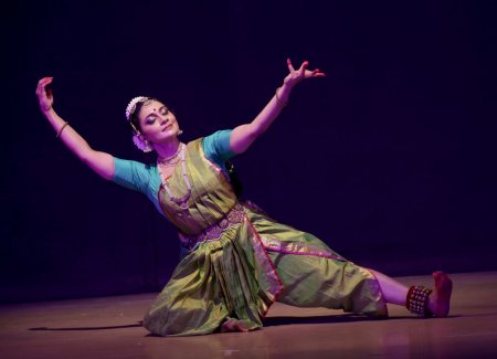 Divya Ravi