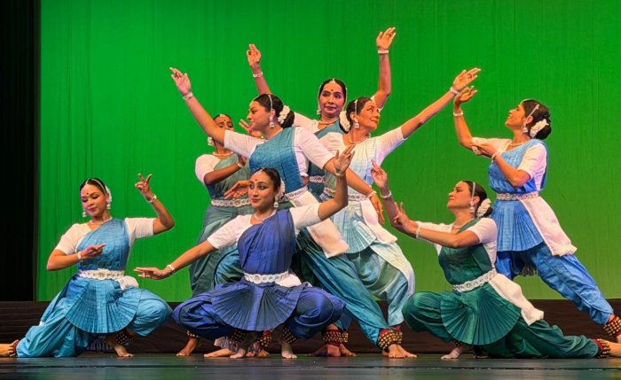 Aham Pravahini