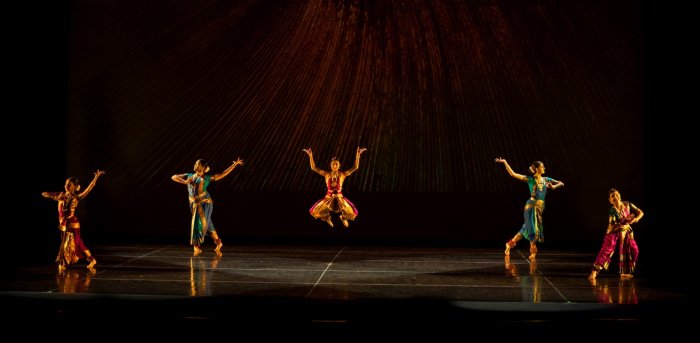 Kalanidhi Dance's Nritya Vahini