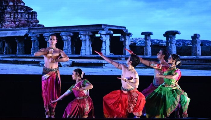 Parshwanath Upadhye & group