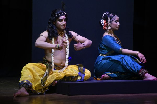 Kuchipudi by Vanashree Rao's group