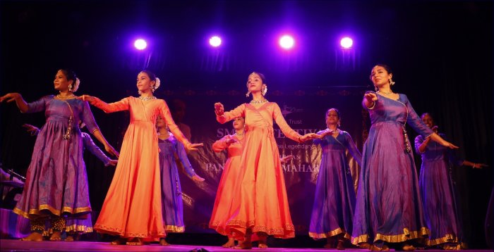 Kathak Darpan