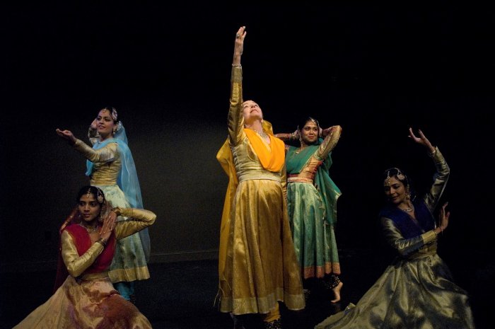 Neha Kulkarni - Anisha Muni - Janaki Patrik - Rashi Verma - Sowmya Viswanath