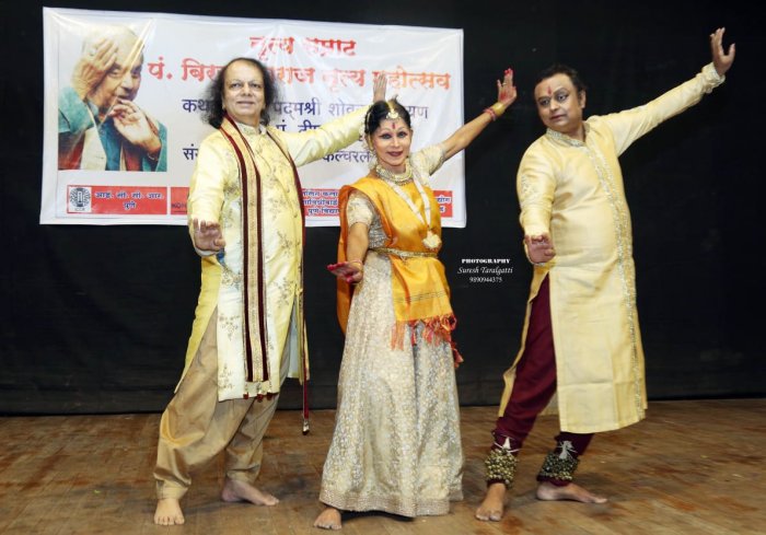 Dr. Nandkishore Kapote, Dr. Shovana Narayan and Pt. Deepak Maharaj