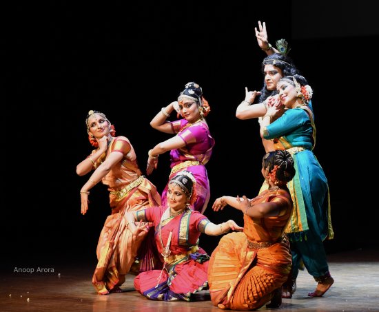 Nrtya Veerangana - Kuchipudi ensemble