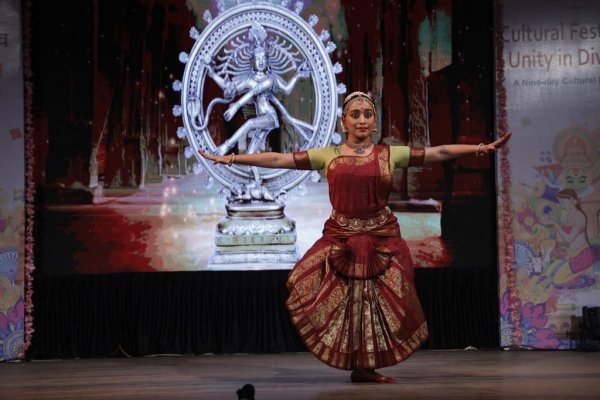 Bharatanatyam by Snigdha Menon
