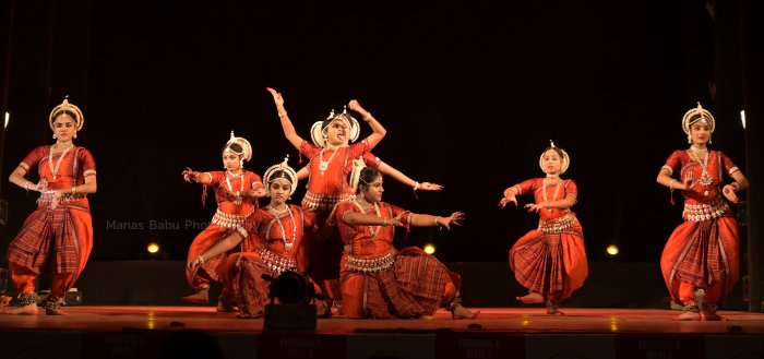 Jyoti Kala Mandir performing Hara Chandi Malasi