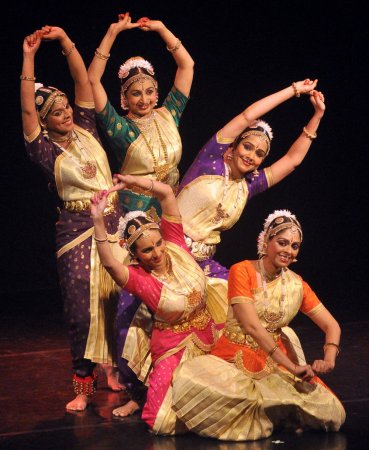 Geeta Venkateshwar & disciples