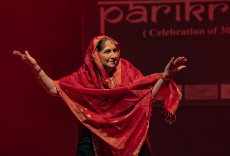 Uma Dogra as Manthara