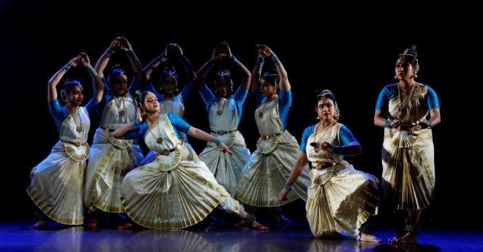 Sri Mudralaya - Madhuradipate Akhilam Madhuram