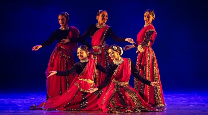 Rachna Sarang's group