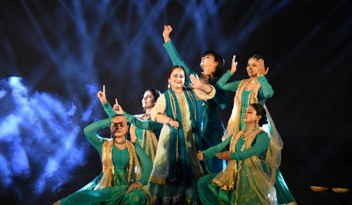 Ishira Parikh and Maulik Shah's group