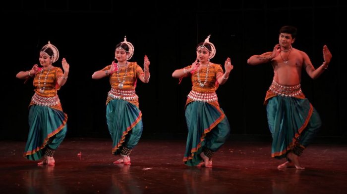 Ranjana Gauhar's disciples