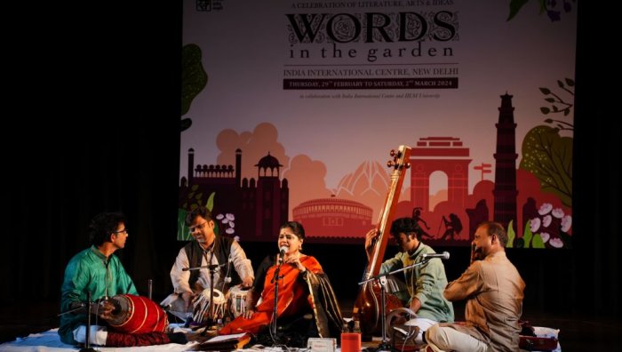 Sudha Raghuraman and group