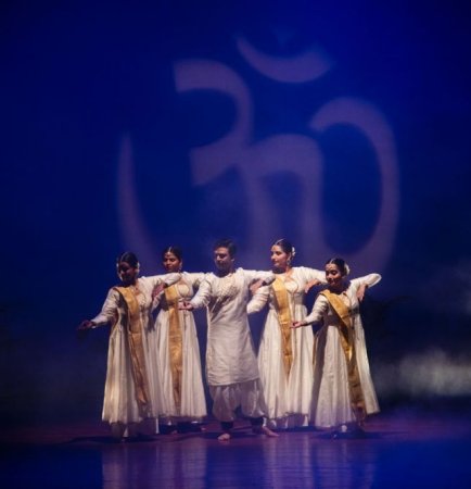 Jaikishan Maharaj's group