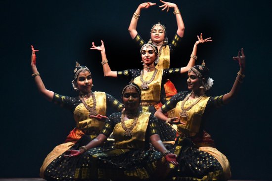 Indradhanush Mahotsava - Varnam