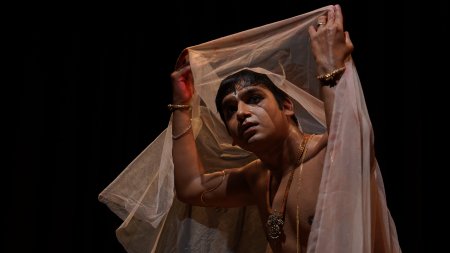 Dr. Himanshu Srivastava