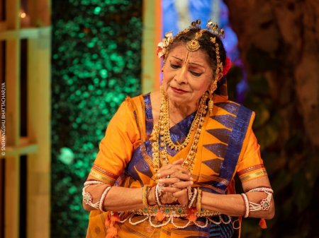 Darshana Jhaveri in Madana Kshepa