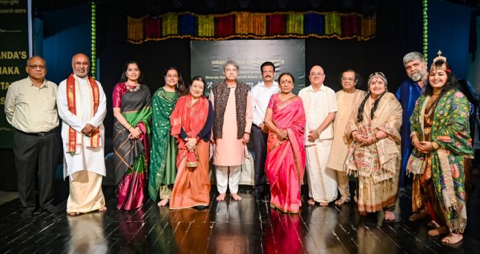 Nalanda Bharata Muni and Kanaka Nartana Puraskar winners