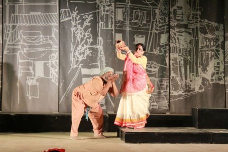 Zindagi ek Zonk, Rang Vidushak