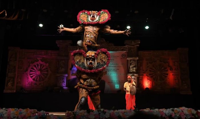 Tiger dance by Sameer Dance Centre