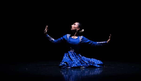 Erasing Borders - Mayuka Sarukkai